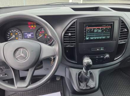 Mercedes-Benz - Vito