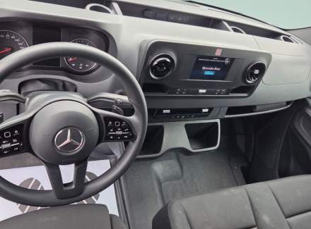 Mercedes-Benz - Sprinter