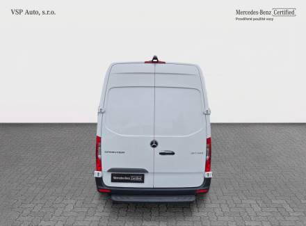 Mercedes-Benz - Sprinter