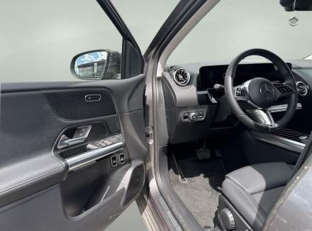 Mercedes-Benz - B-class