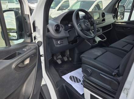 Mercedes-Benz - Sprinter