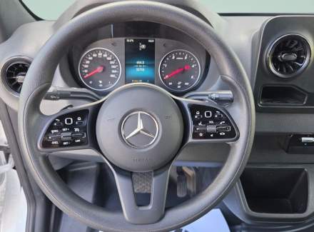 Mercedes-Benz - Sprinter