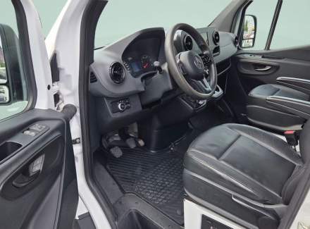 Mercedes-Benz - Sprinter