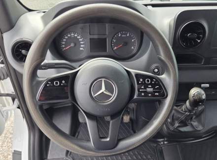 Mercedes-Benz - Sprinter