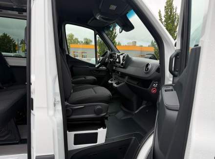 Mercedes-Benz - Sprinter
