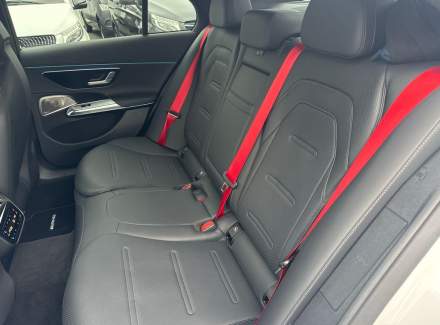 Mercedes-Benz - E-class