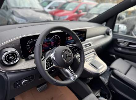 Mercedes-Benz - V-class