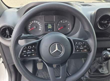 Mercedes-Benz - Sprinter