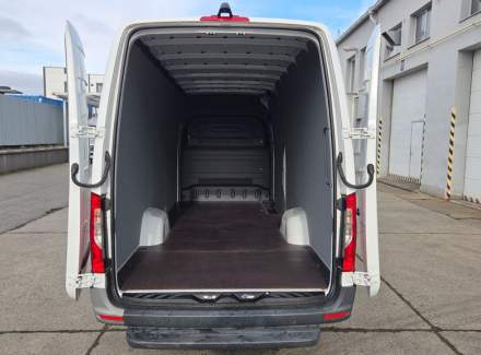 Mercedes-Benz - Sprinter