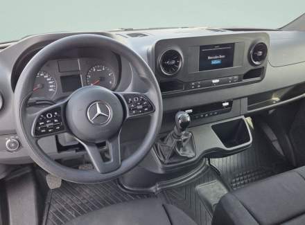 Mercedes-Benz - Sprinter