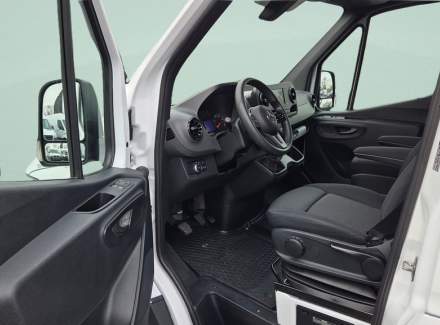 Mercedes-Benz - Sprinter