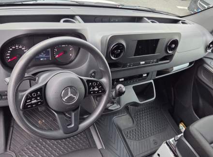 Mercedes-Benz - Sprinter