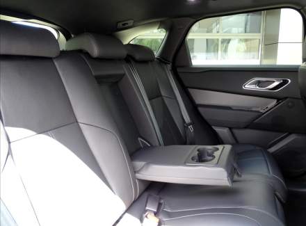 Land Rover - Range Rover Velar