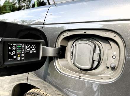 Land Rover - Range Rover Sport