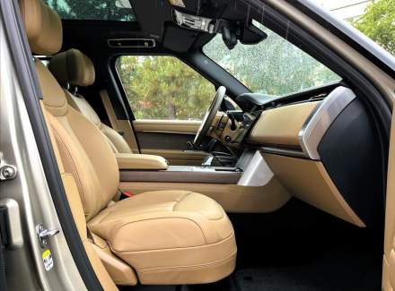 Land Rover - Range Rover