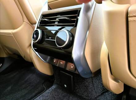 Land Rover - Range Rover