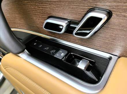 Land Rover - Range Rover