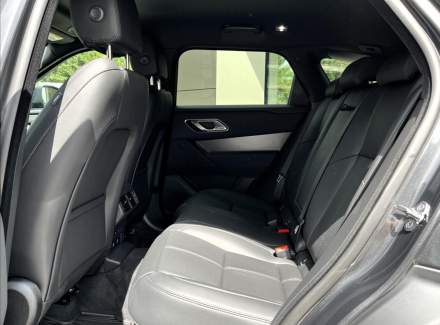 Land Rover - Range Rover Velar