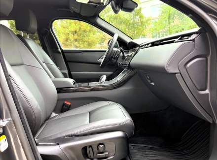 Land Rover - Range Rover Velar