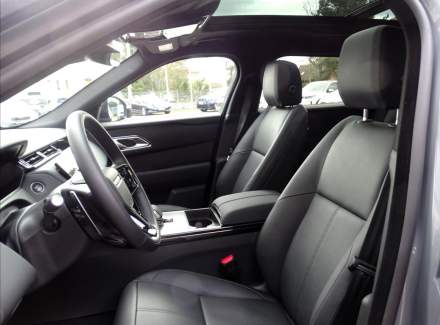 Land Rover - Range Rover Velar