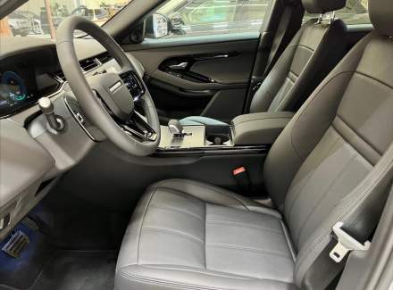 Land Rover - Range Rover Evoque