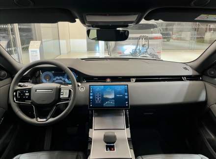 Land Rover - Range Rover Evoque