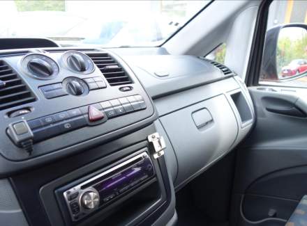 Mercedes-Benz - Vito