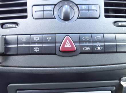 Mercedes-Benz - Vito