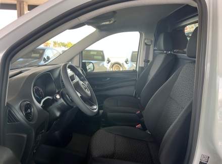Mercedes-Benz - Vito