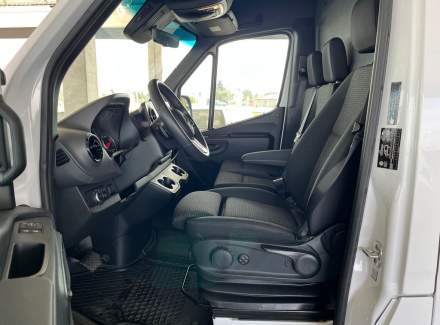 Mercedes-Benz - Sprinter