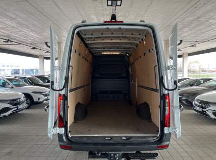 Mercedes-Benz - Sprinter