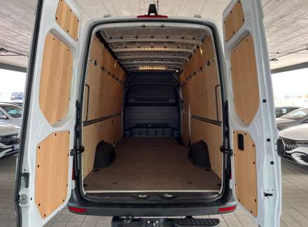 Mercedes-Benz - Sprinter
