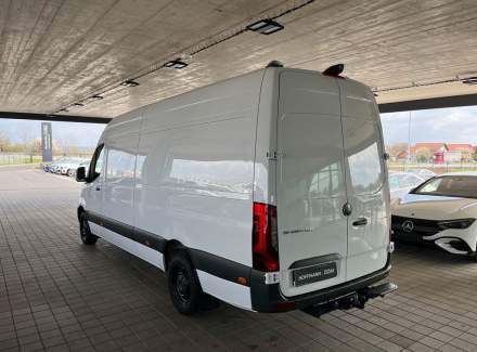 Mercedes-Benz - Sprinter