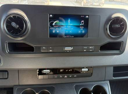 Mercedes-Benz - Sprinter