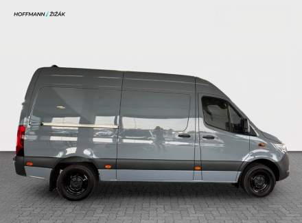 Mercedes-Benz - Sprinter