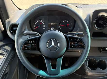 Mercedes-Benz - Sprinter