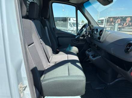 Mercedes-Benz - Sprinter