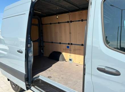 Mercedes-Benz - Sprinter