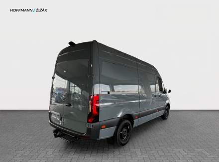 Mercedes-Benz - Sprinter