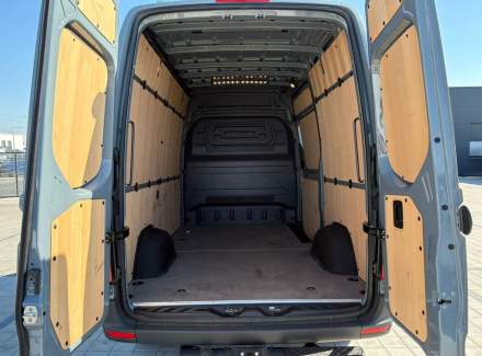 Mercedes-Benz - Sprinter