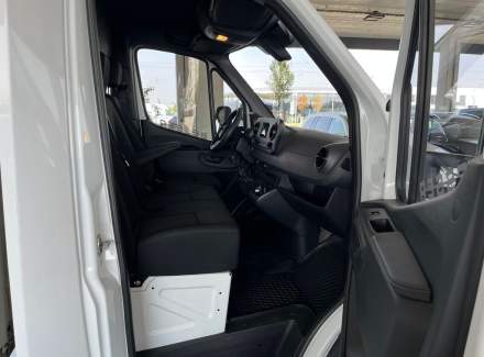 Mercedes-Benz - Sprinter