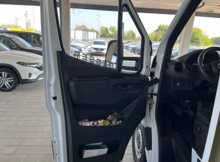 Mercedes-Benz - Sprinter