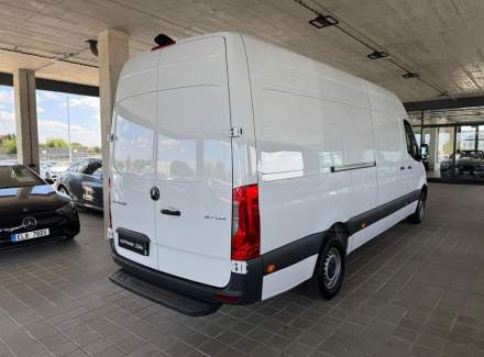 Mercedes-Benz - Sprinter