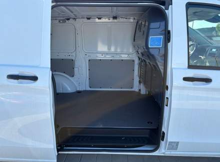 Mercedes-Benz - Vito