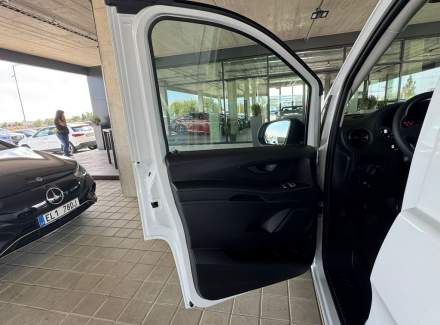 Mercedes-Benz - Vito