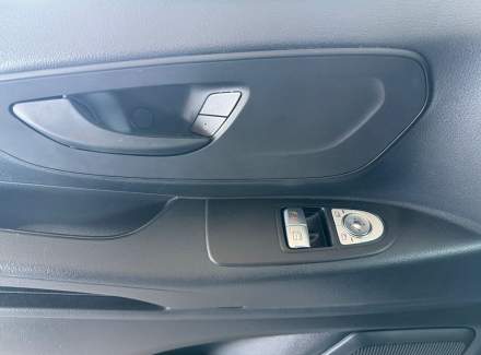 Mercedes-Benz - Vito