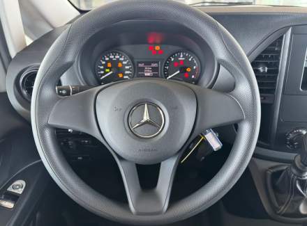 Mercedes-Benz - Vito