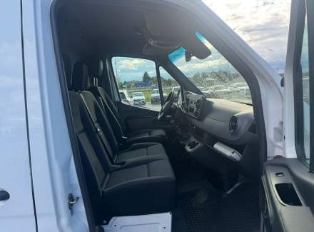Mercedes-Benz - Sprinter