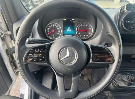 Mercedes-Benz - Sprinter