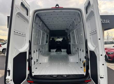 Mercedes-Benz - Sprinter